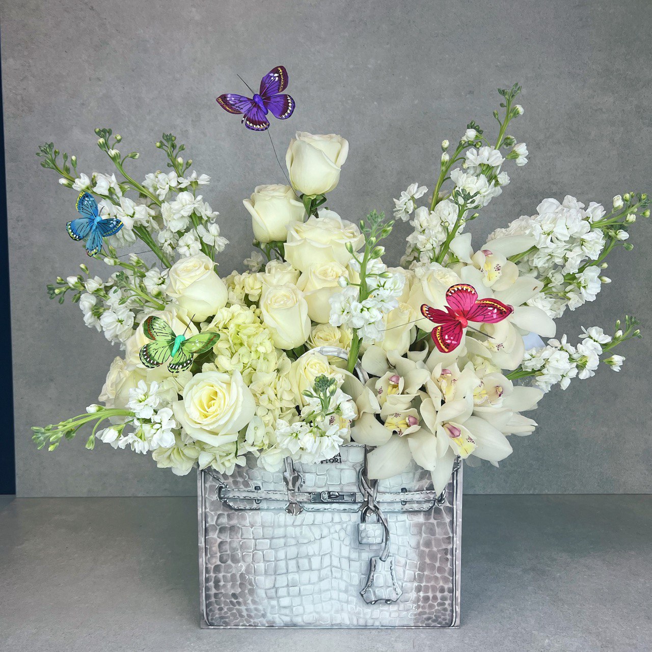 White flowers (purity & elegance)